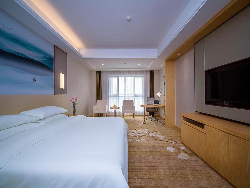 Vienna International Hotel (Yichang Sanxia Culture Tiandi) 15/37