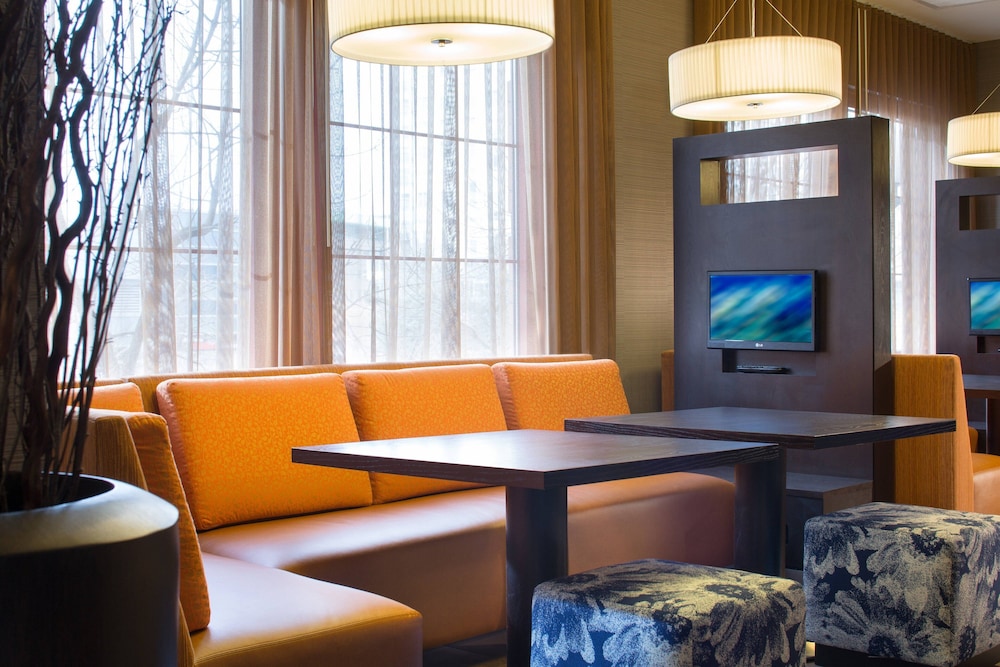 Downtown Providence Courtyard By Marriott 31/64
