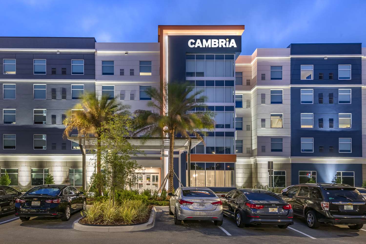 Cambria Hotel Orlando Airport FL 21/24