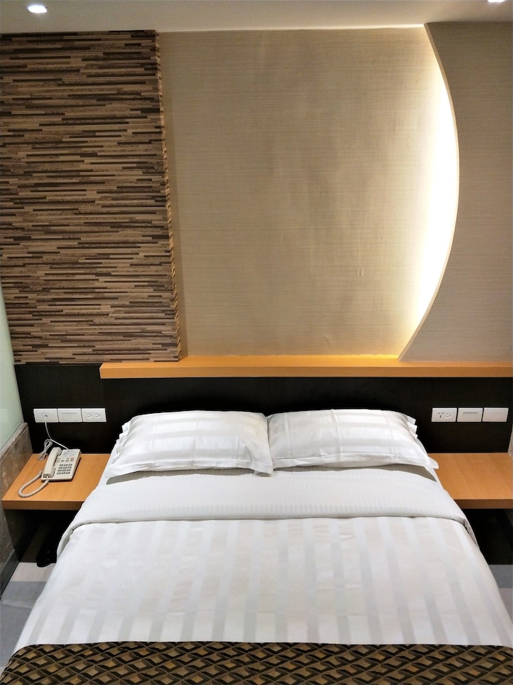 Dahshin Hotel 35/67