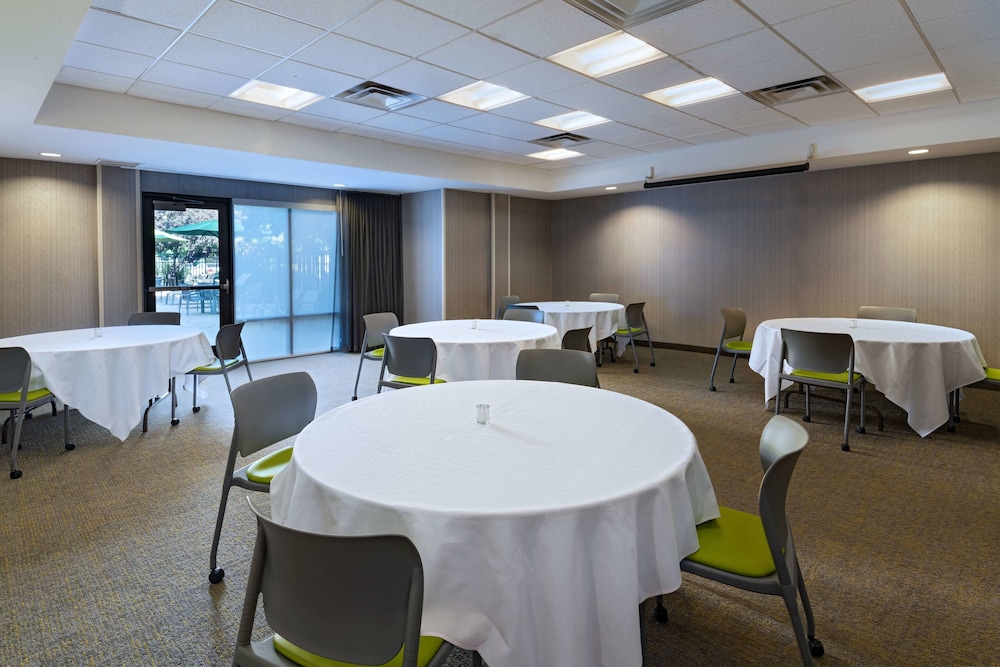 SpringHill Suites Boise West/Eagle 36/45
