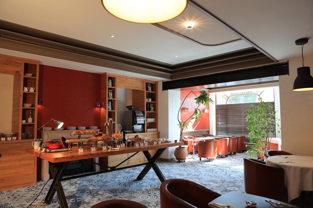The Originals Aurillac Grand Hotel Saint Pierre 45/67