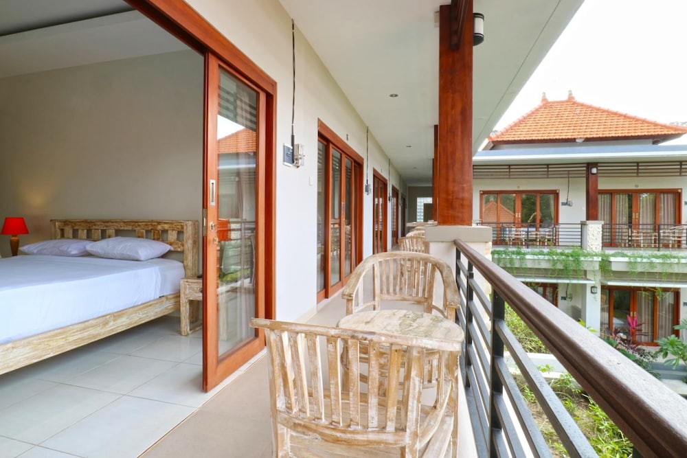 Avisara Villa and Guest House 32/50