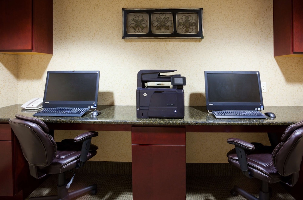 Hampton Inn Cedar Rapids 31/33