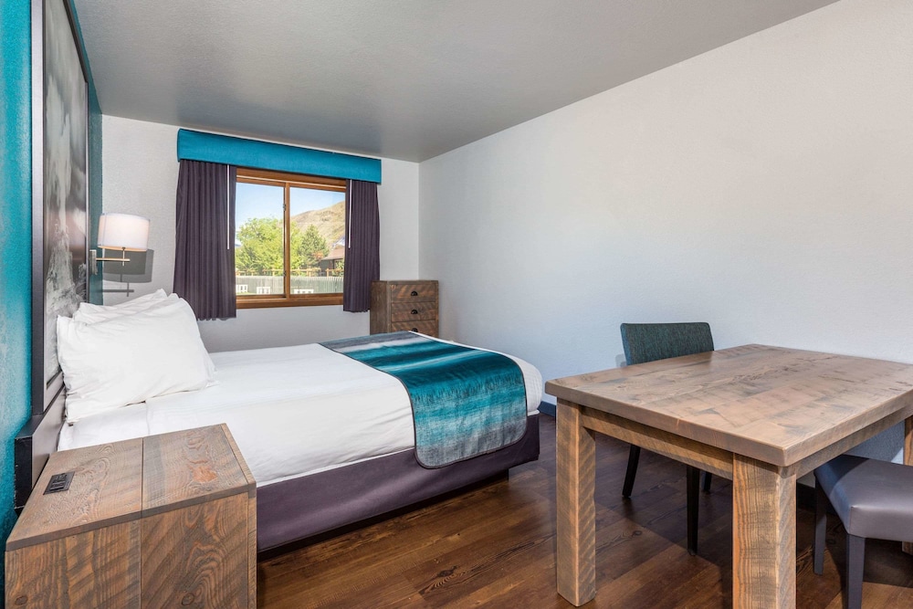 Super 8 By Wyndham Gardiner/Yellowstone Park Area 20/57
