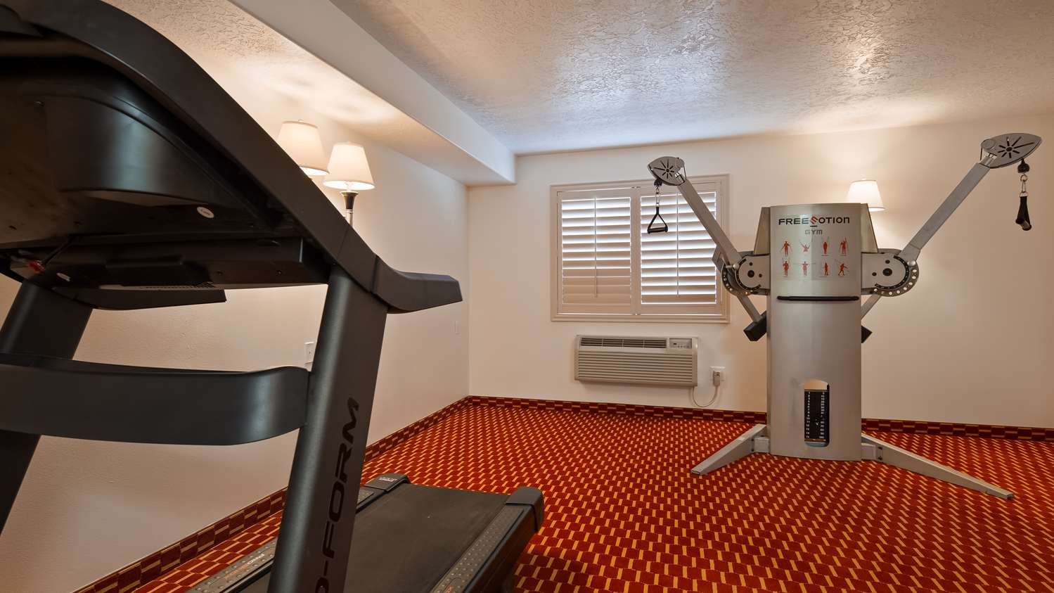 Hotel Vernal 6/10