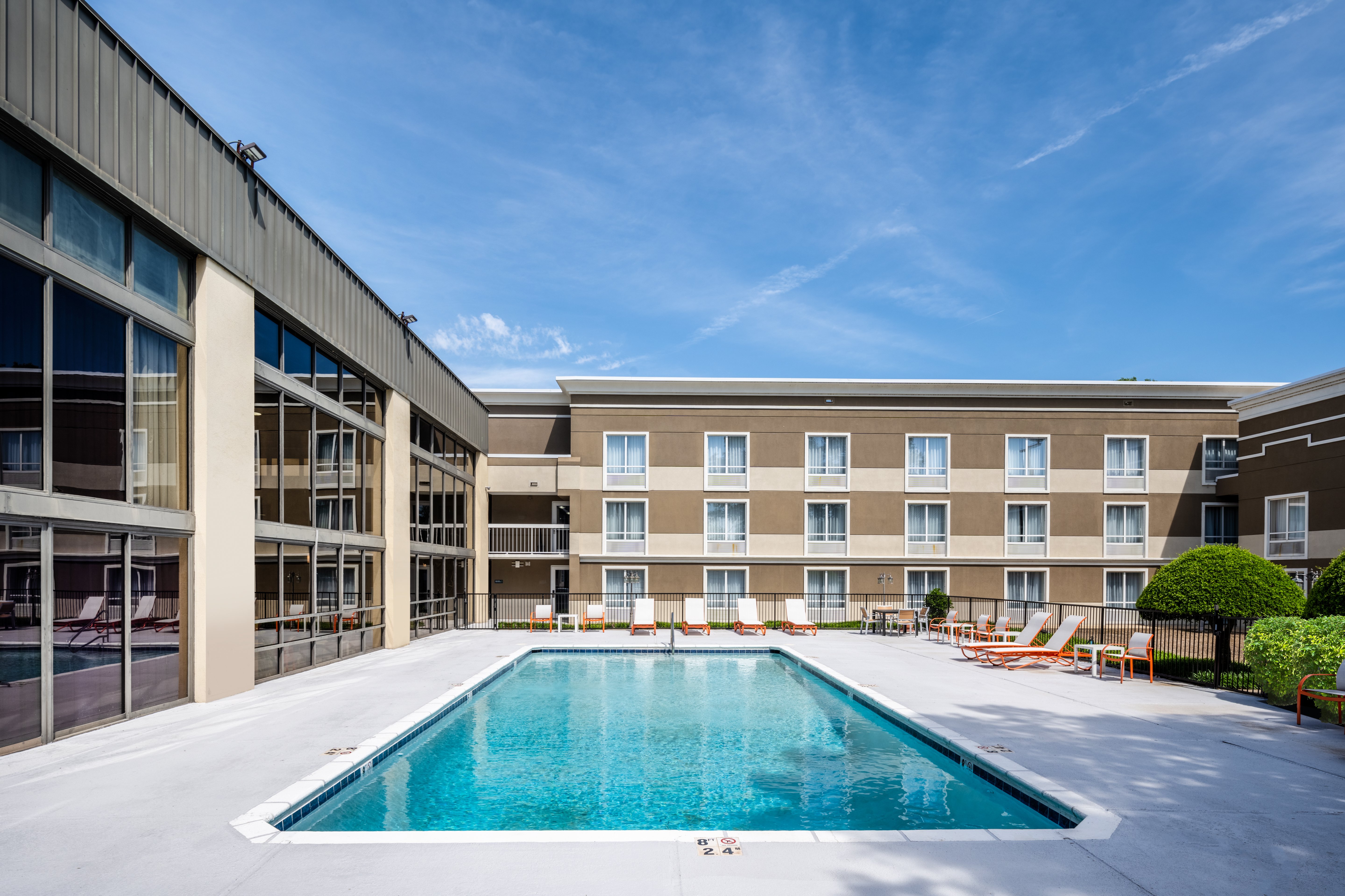 Holiday Inn Blytheville 5/49