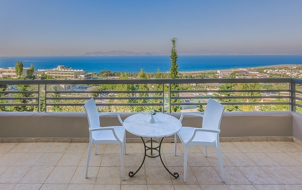 Kipriotis Aqualand Hotel 33/49