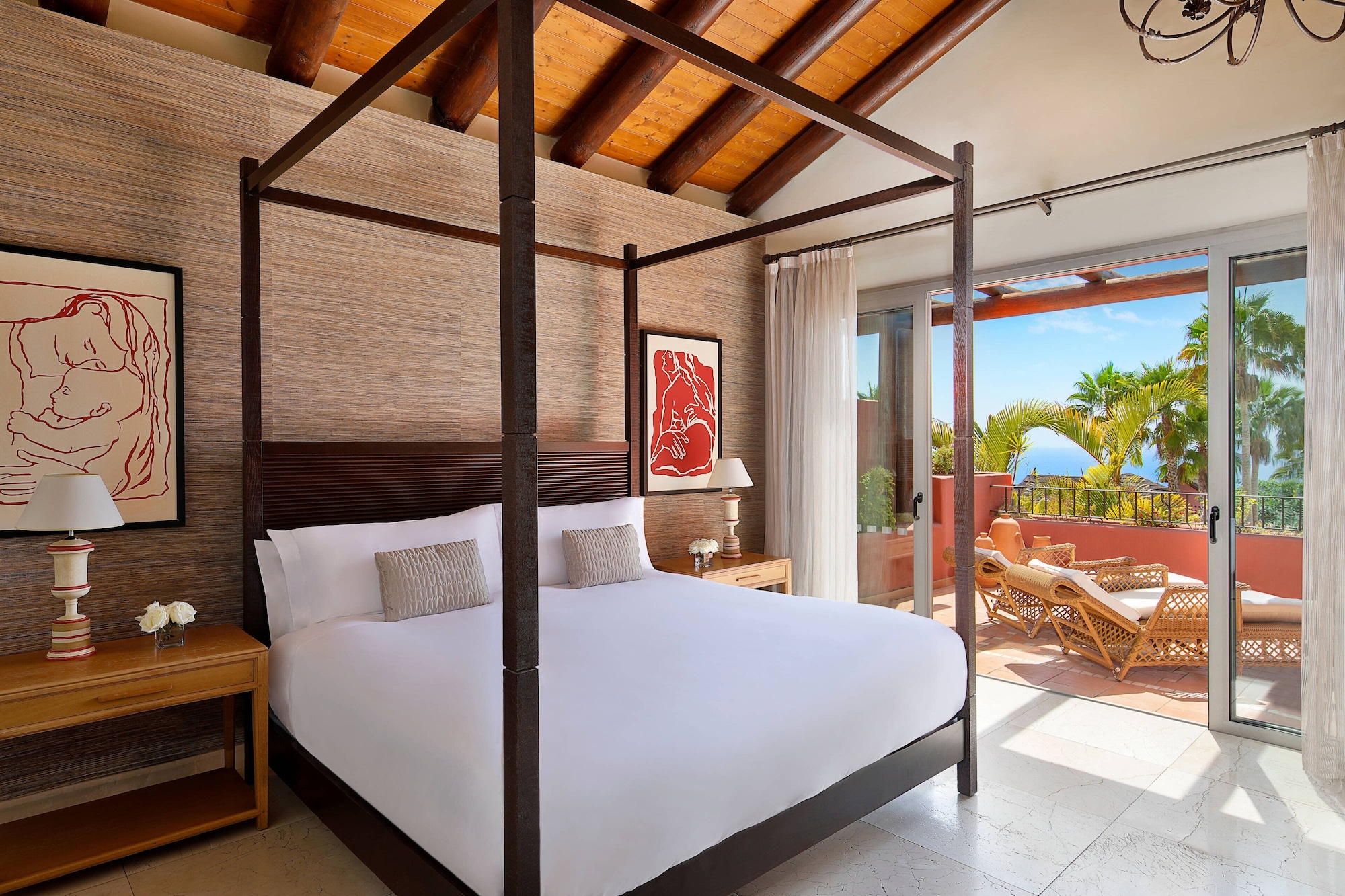Retreat, Suite, King Bed, Ocean View, Sofa