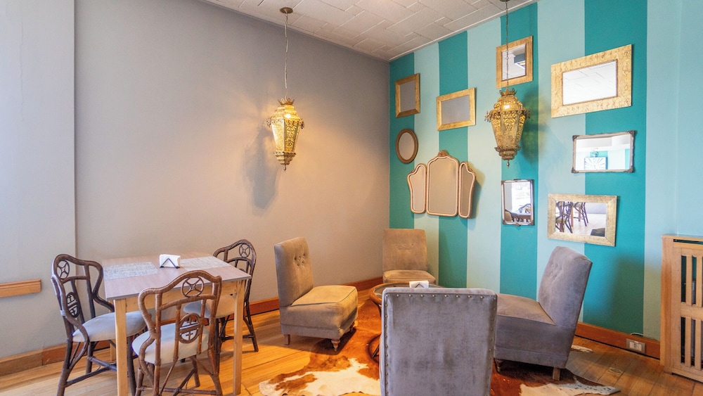 Tres Reyes Hotel 30/50