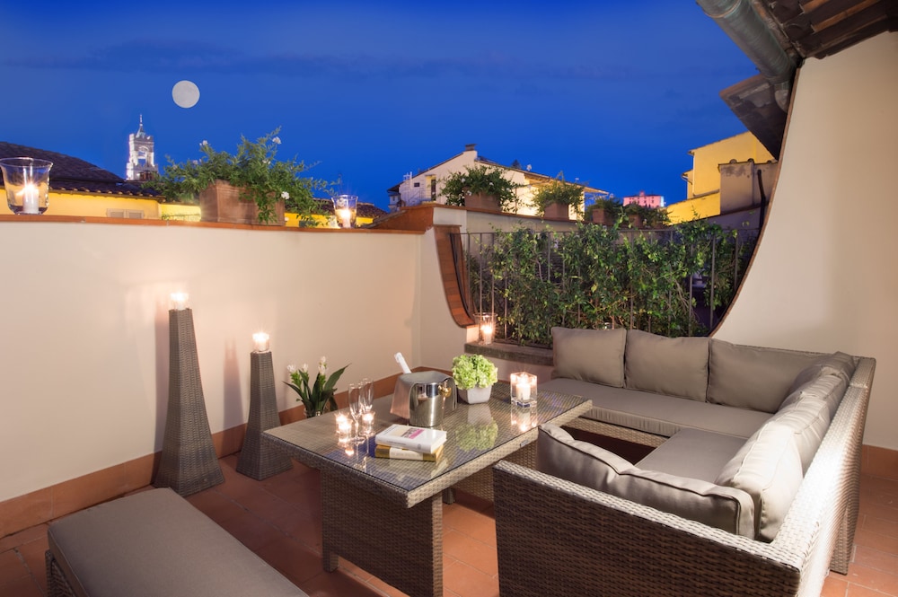 Tornabuoni Suites Collection 34/50