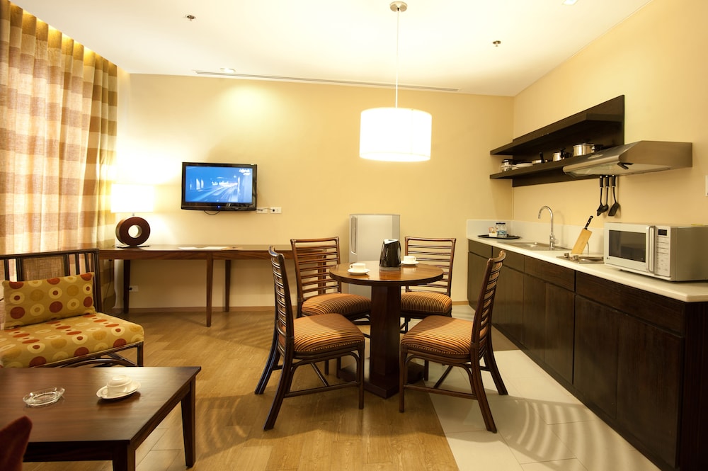 Summit Ridge Tagaytay 59/74
