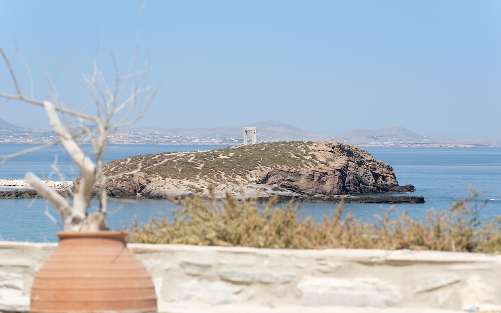 Iliada Suites - Adults Only 38/50