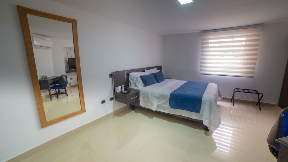 Azor Hotel Cali Versalles Ex Vizcaya Real 20/69