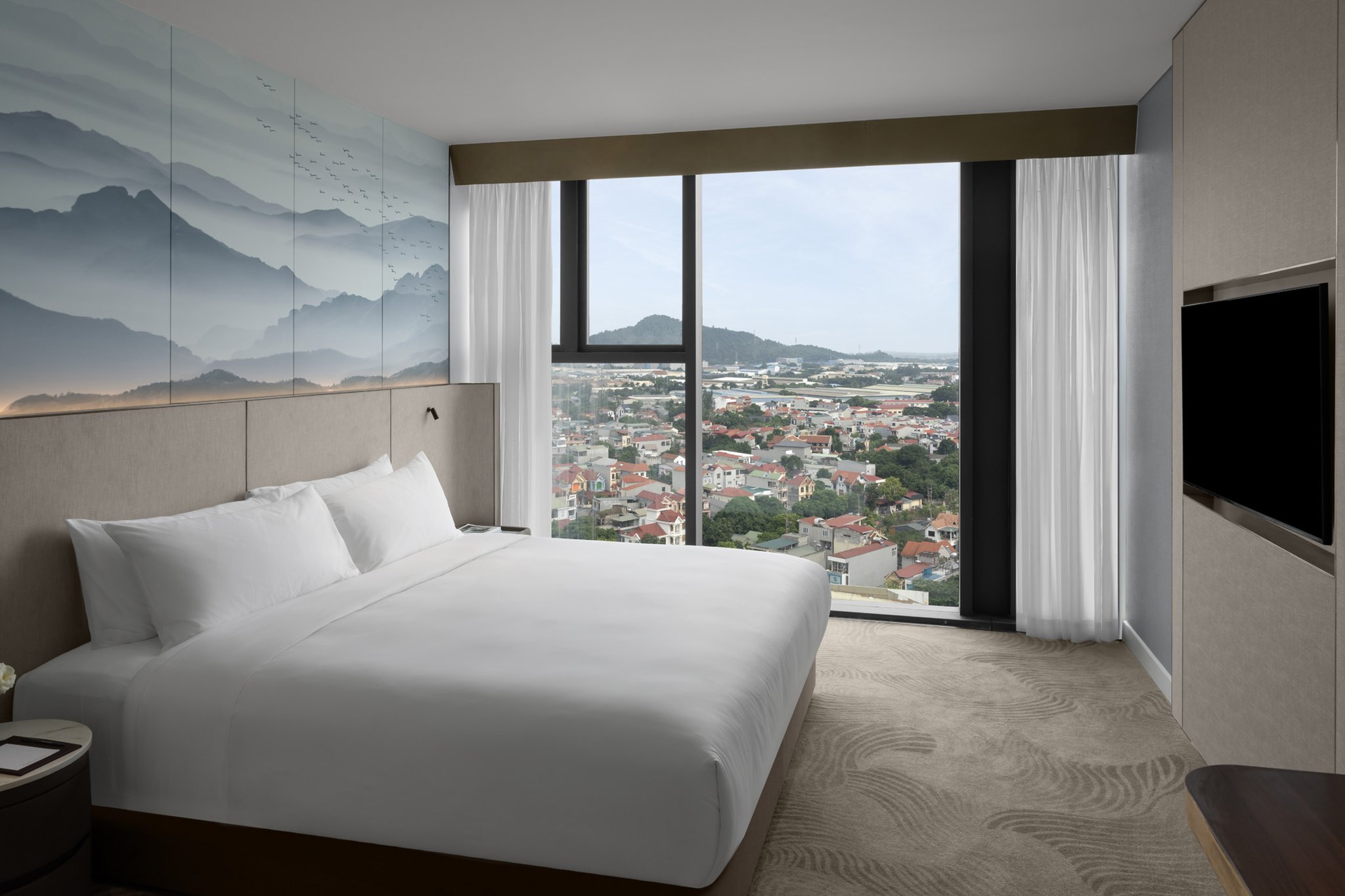 1 Bedroom, Residence, Suite, King Bed, Mountain View