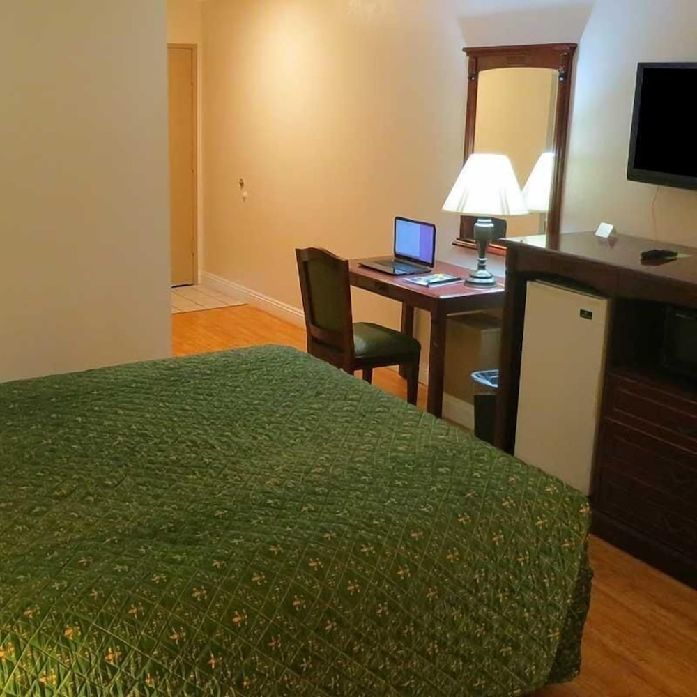 Calimesa Inn Motel 38/46