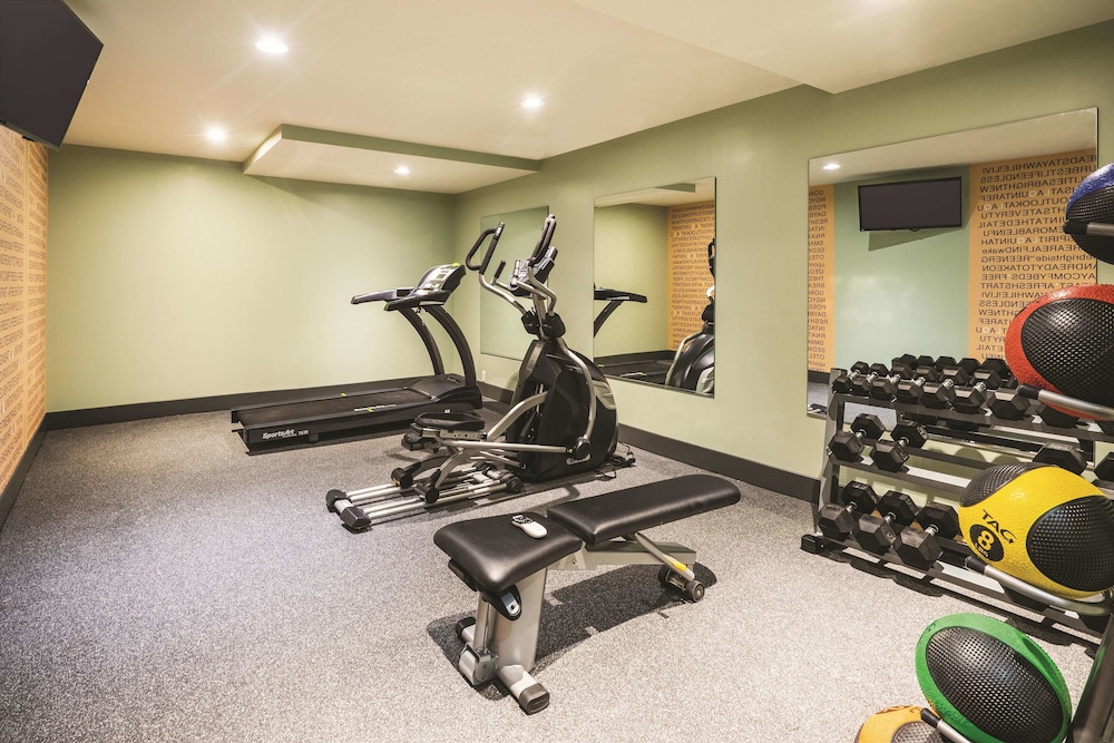 La Quinta Inn & Suites Brooklyn Central 9/17