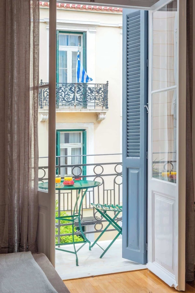Athens Residence Apartments 44/50
