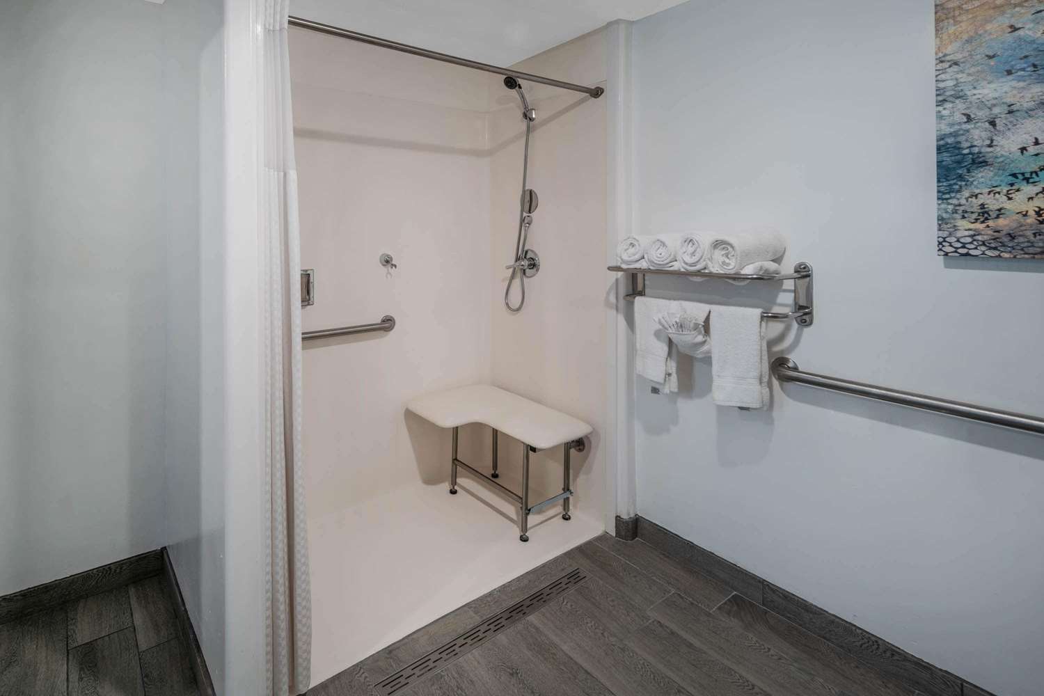 Days Inn by Wyndham Galt/Elk Grove South 41/41