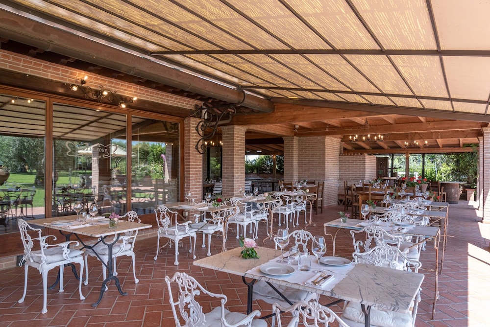 LOCANDA POGGIOLEONE 59/71