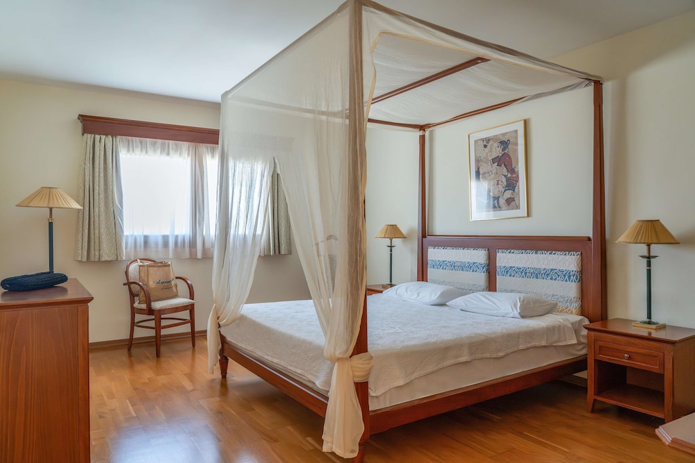 DUPLEX, MAISONETTE, POOL VIEW