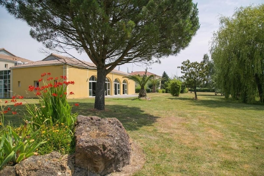 Hotel de La Louee 43/49