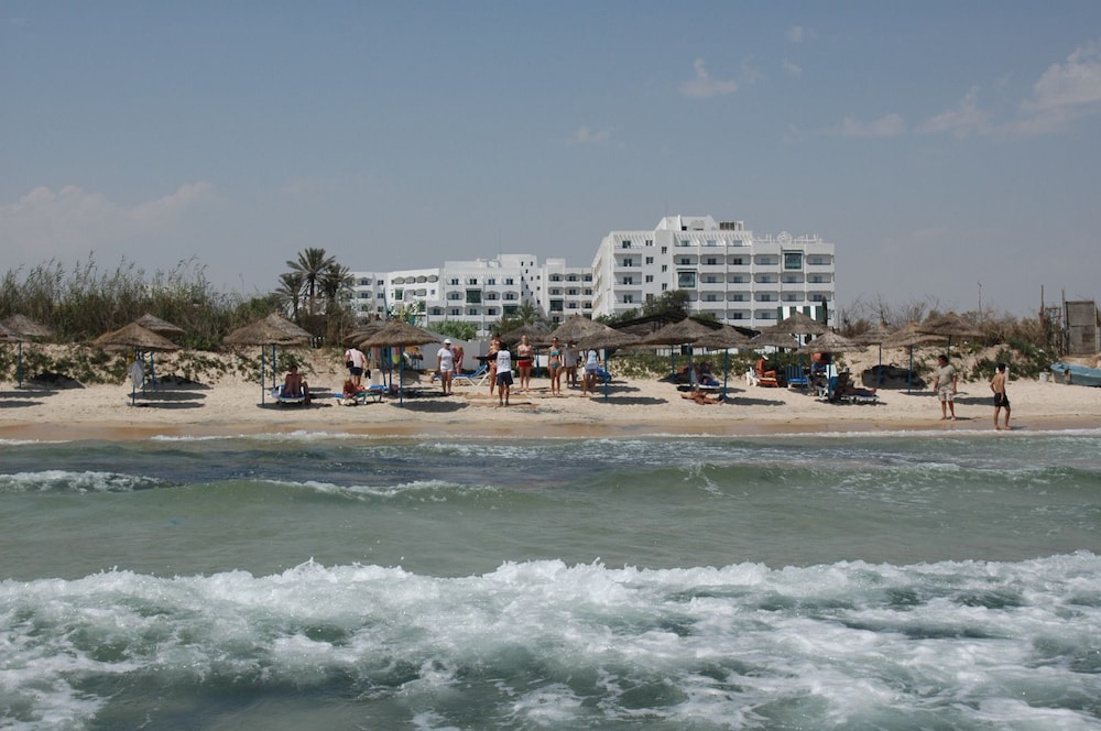 Hotel Royal Jinene 65/68