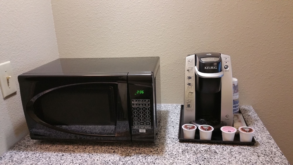 Best Western Plus Boardman Inn & Suites 14/29
