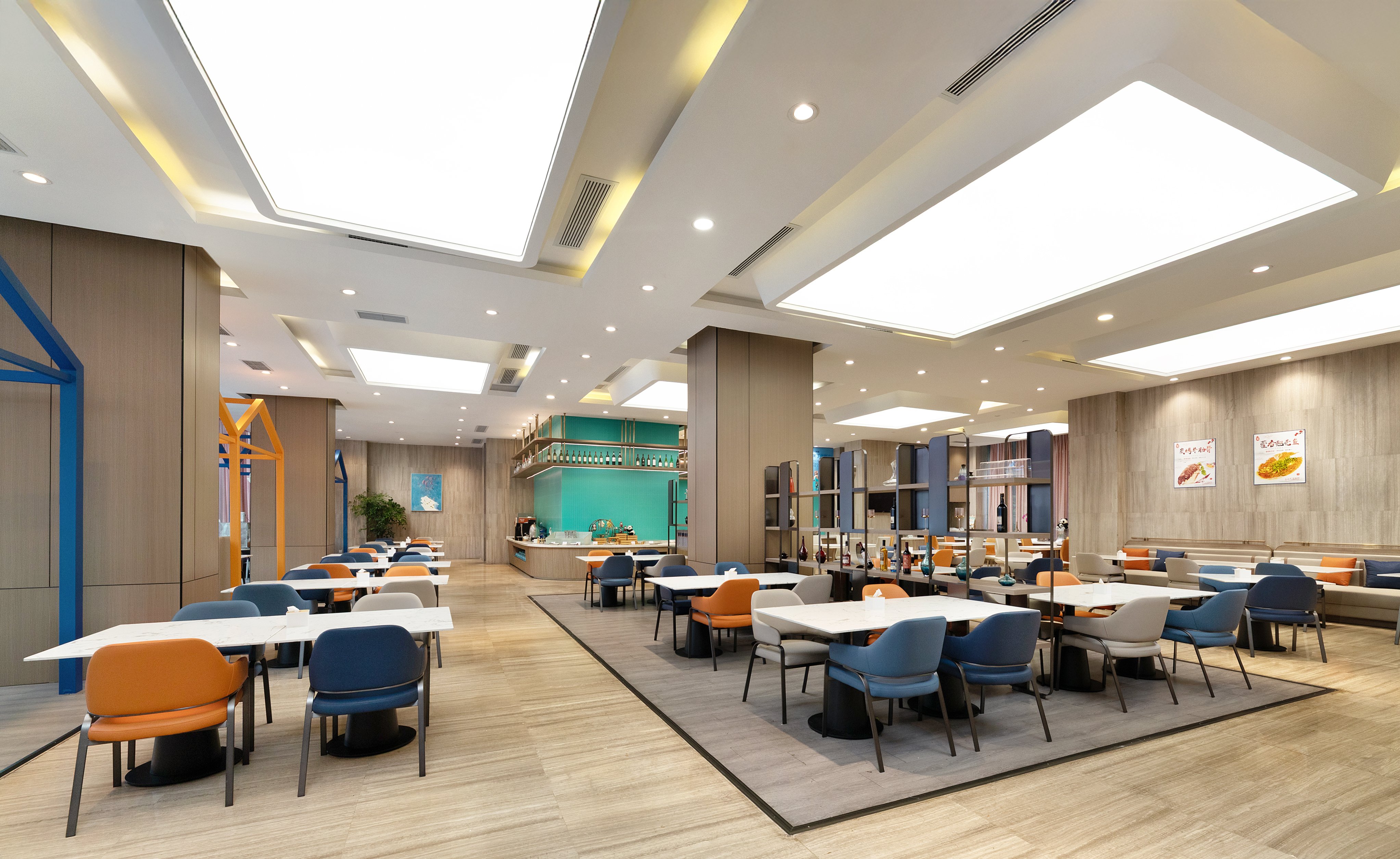 HOLIDAY INN EXPRESS CHENGDU WUHOU 35/48