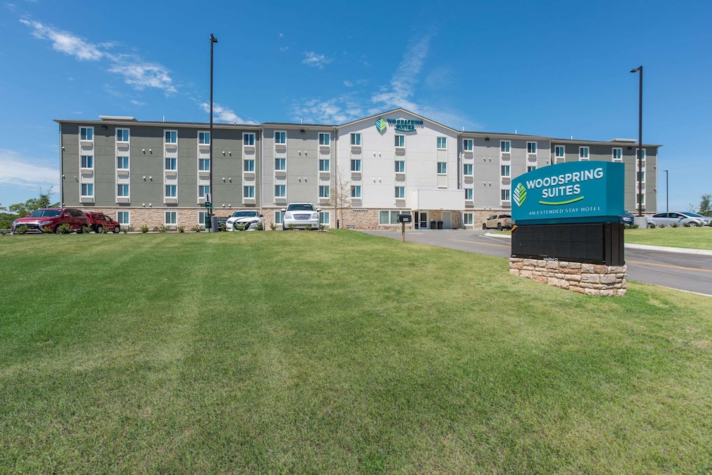 WoodSpring Suites Smyrna - La Vergne image