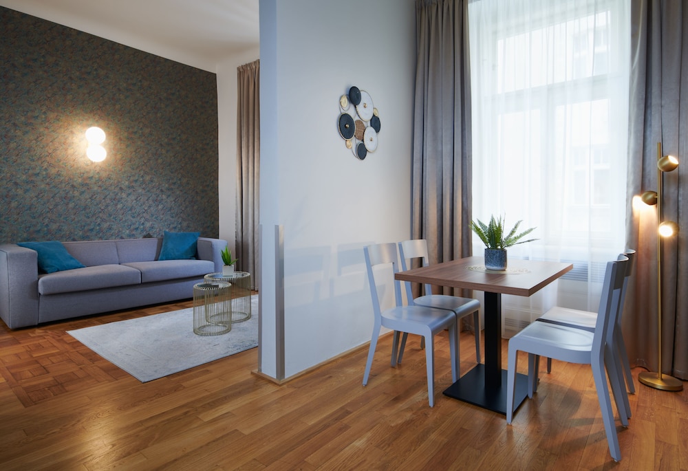Golden Angel Suites by Adrez Living 39/62