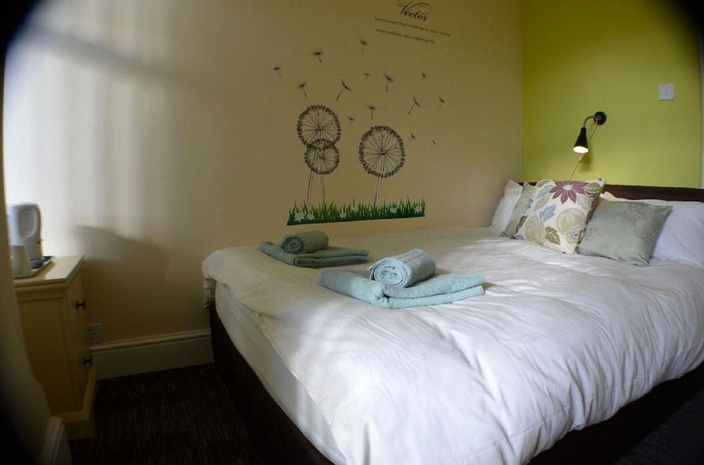 Birchfields Guest House 6/29