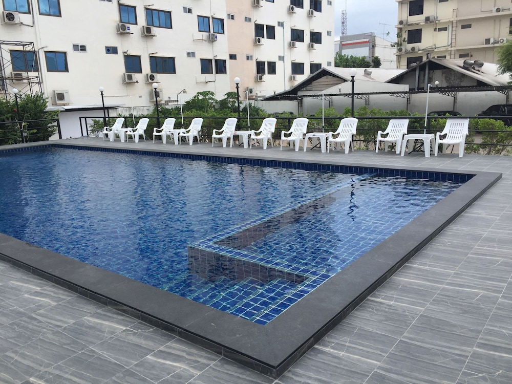 Chada Veranda Hotel 3/56