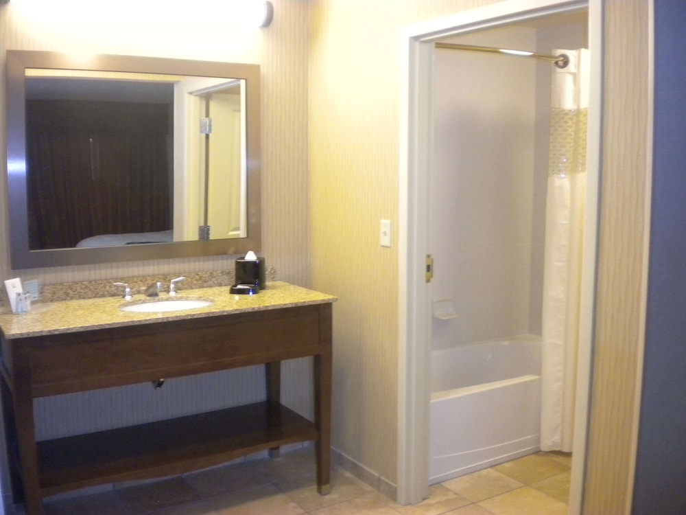 Hampton Inn And Suites Cincinnati Uptown University Area Oh 23/72