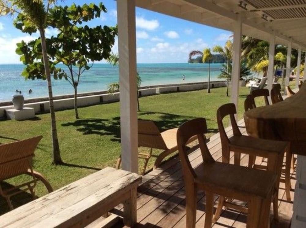 Moorea Beach Lodge 46/65