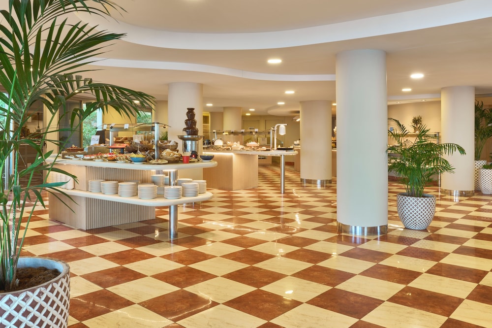 Barcelo Illetas Albatros - Adults Only 11/72