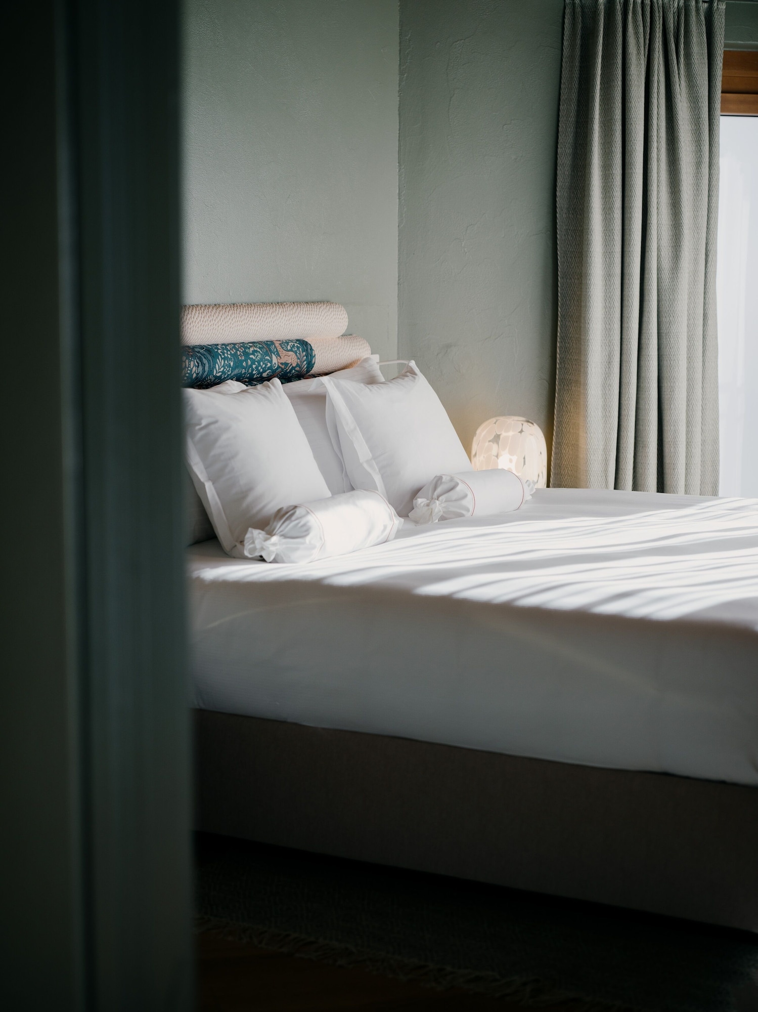 SUITE, MOUNTAIN VIEW