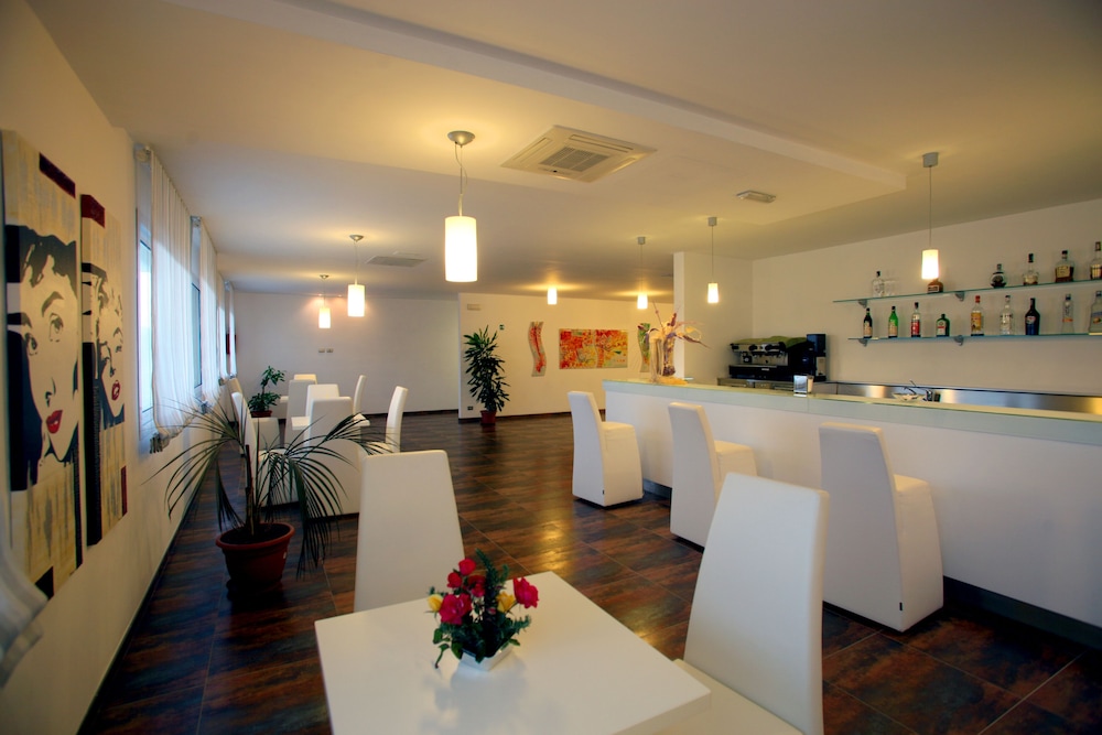 Sciali Hotel 31/50