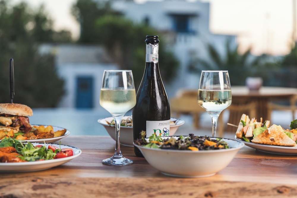 Axopetra Boutique Hotel photo4