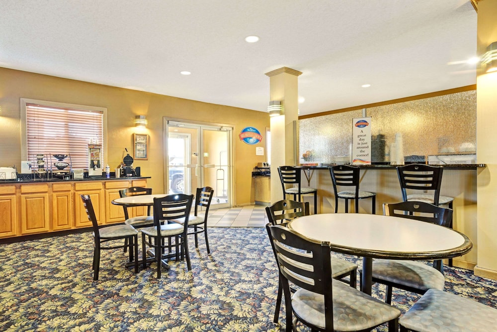 Baymont By Wyndham Wahpeton 11/15
