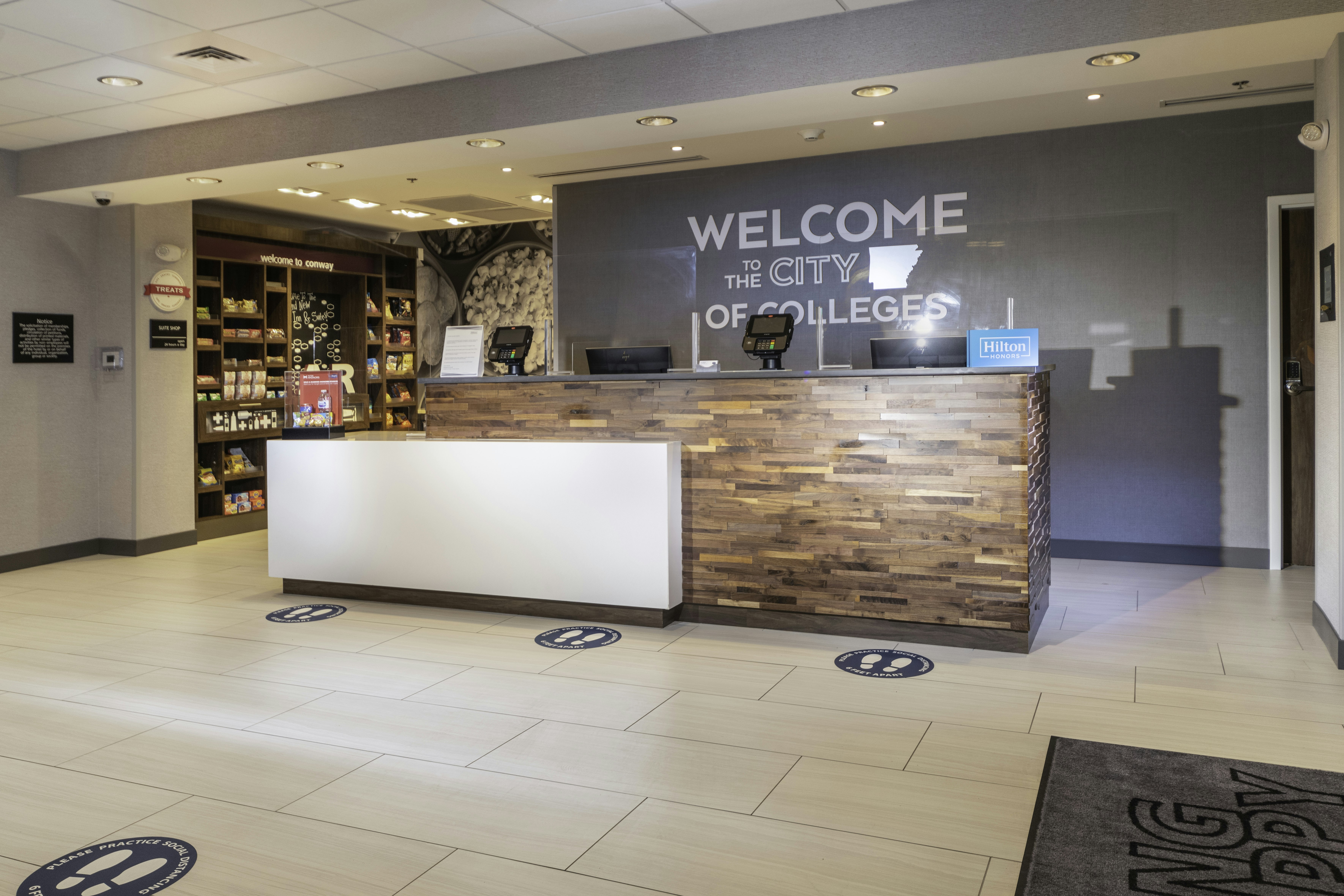 Lobby at Hampton Inn and Suites Conway, CONWAY - AR