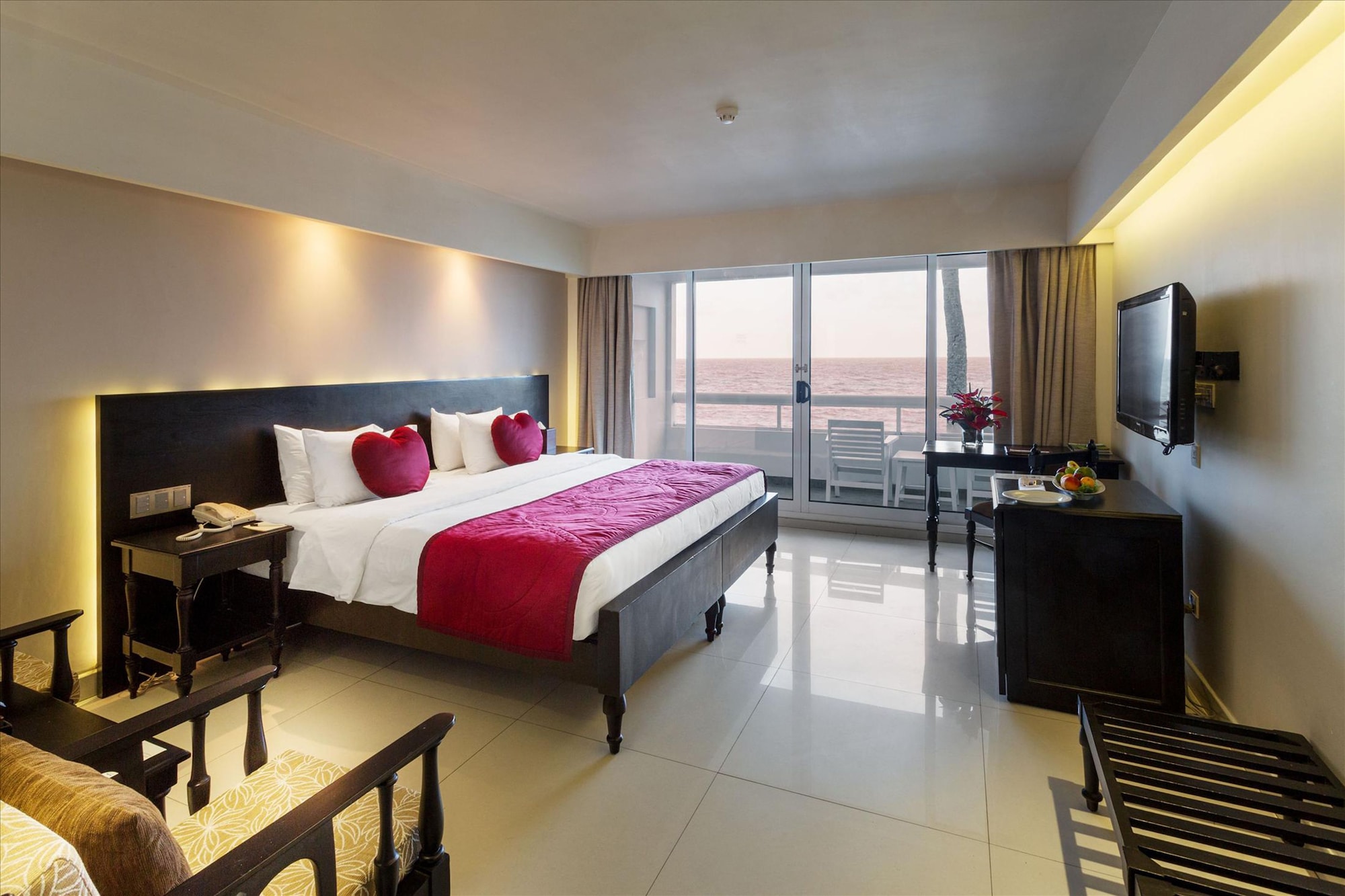 Double Ocean View King Bed، Mount Lavinia Hotel 4/5
