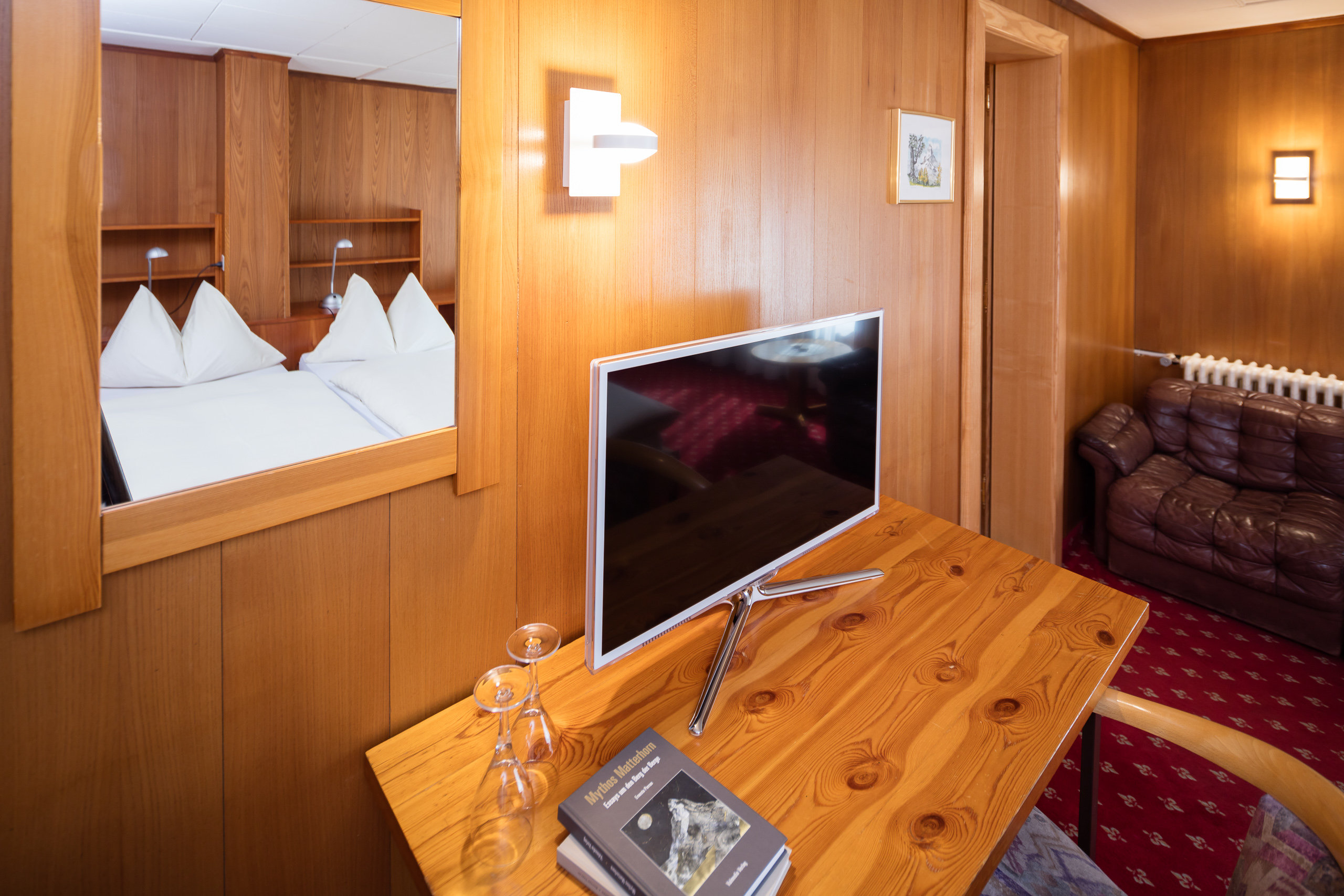 HOTEL CONTINENTAL 25/43