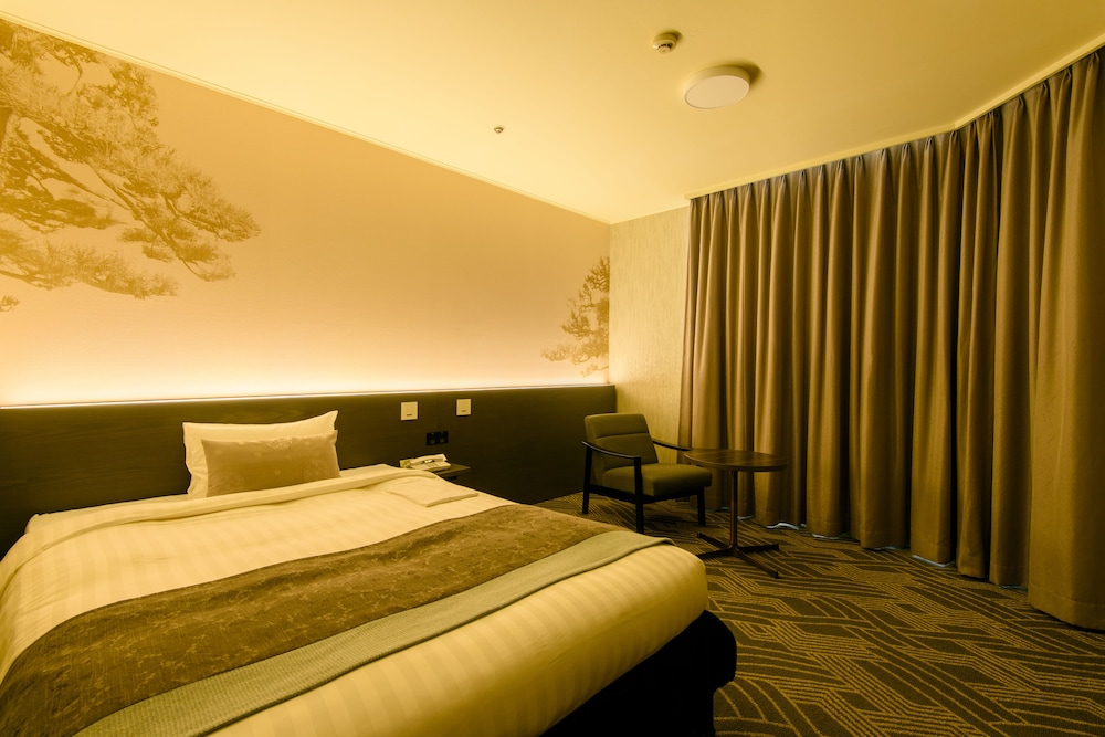 Kanazawa Tokyu Hotel 10/50