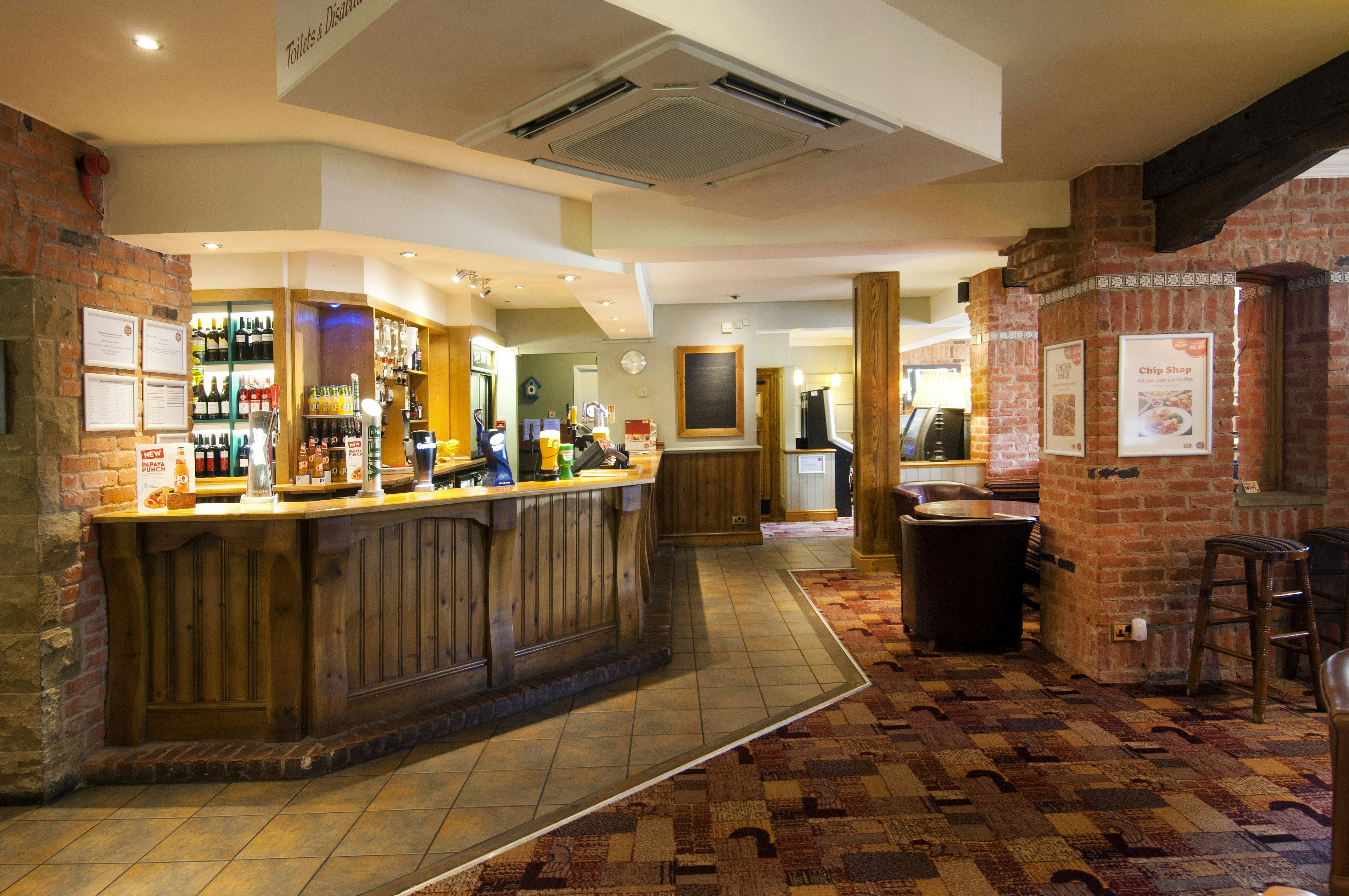 Premier Inn Bradford North (Bingley) 18/52