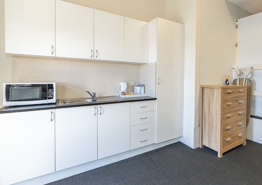 Acacia Ridge Hotel 3/24