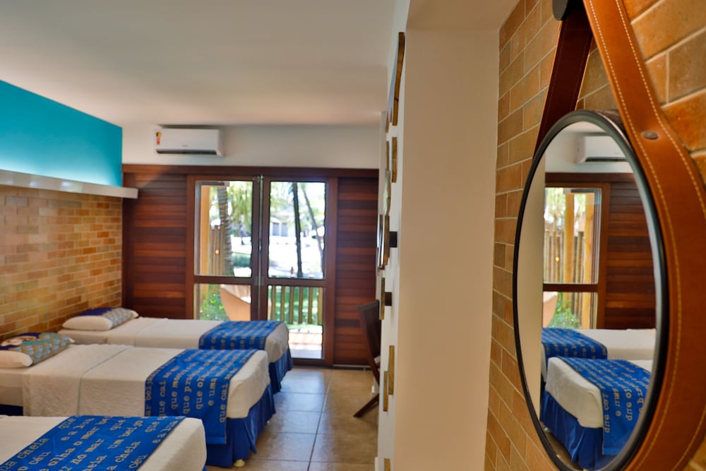 COURTYARD, FAMILY, APARTMENT, POOL VIEW