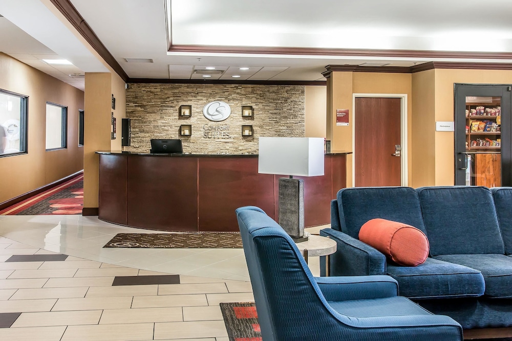 Comfort Suites South Bend Near Casino 15/33
