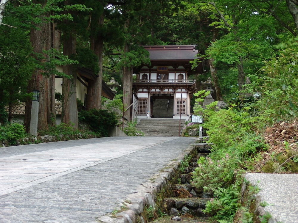 Hotel Daisen Shirogane 52/60