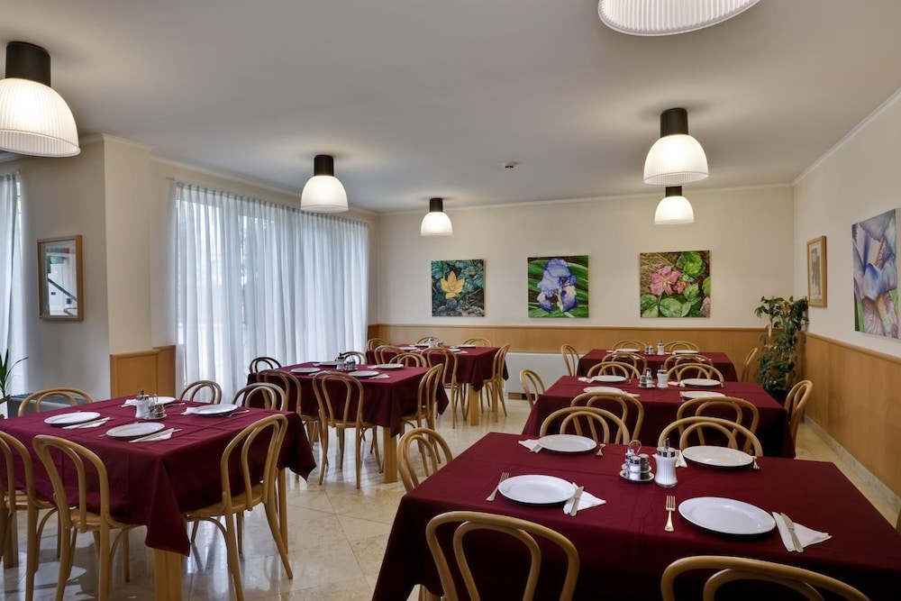 Jagello Business Hotel 23/39